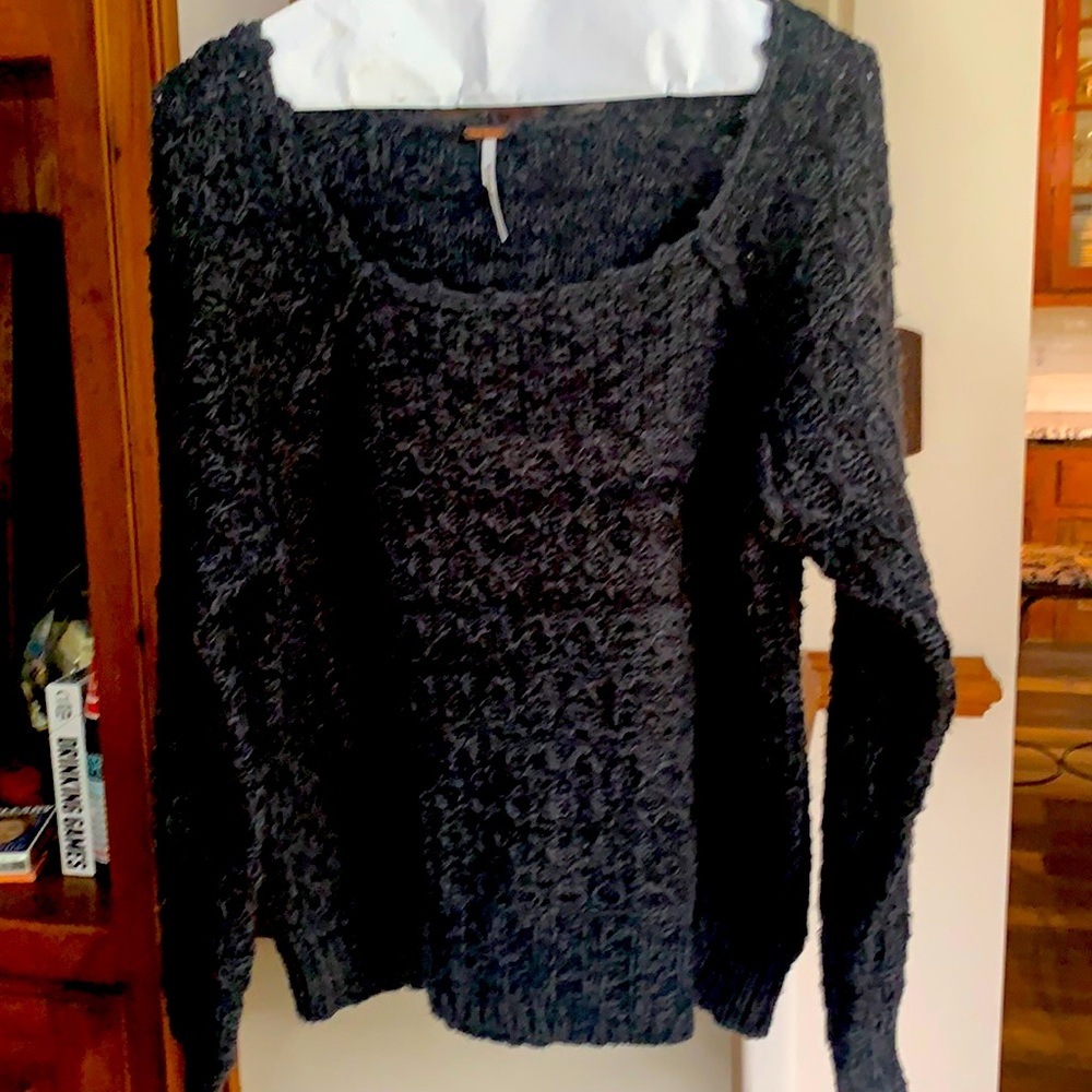 Free people cotton sweater. NWOT . Retail 148